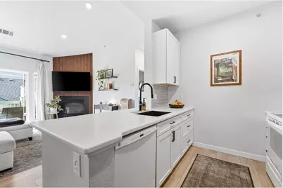 8329 S Independence Cir #306, Littleton, CO 80128 - Photo 5