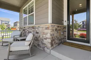 1911 Raindrop Dr, Windsor, CO 80550 - Photo 3