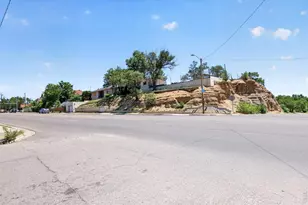1010 E 4th St, Pueblo, CO 81001 - Photo 5