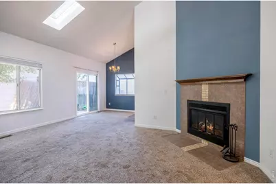1909 Juniper St, Longmont, CO 80501 - Photo 11