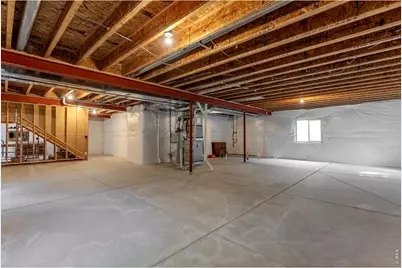 1370 Armstrong Dr, Longmont, CO 80504 - Photo 31