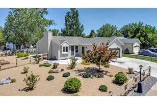 2058 Sumac St, Longmont, CO 80501 - Photo 3