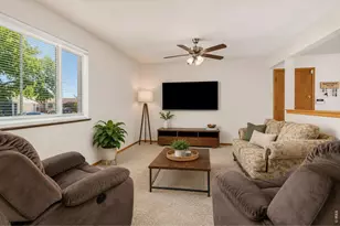 1907 S Custer Ave, Loveland, CO 80537 - Photo 3