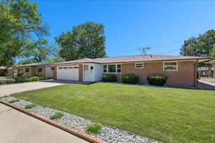 1721 Emery St, Longmont, CO 80501 - Photo 3