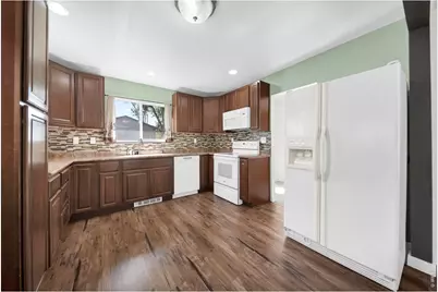 415 Ensign St, Fort Morgan, CO 80701 - Photo 9