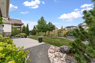 3284 Danzante Bay Ct, Berthoud, CO 80513 - Photo 37