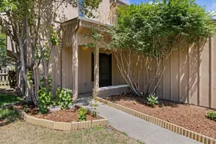 512 Strachan Dr, Fort Collins, CO 80525 - Photo 3