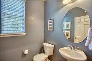 4933 Eagan Cir, Longmont, CO 80503 - Photo 5