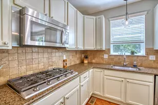 4933 Eagan Cir, Longmont, CO 80503 - Photo 11