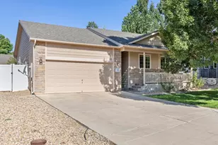 253 Sand Grouse Dr, Loveland, CO 80537 - Photo 1