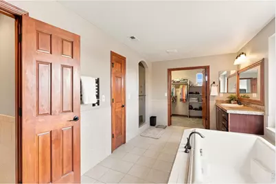 1893 E Seadrift Dr, Windsor, CO 80550 - Photo 23