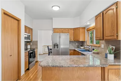 2413 Willow Ln, Longmont, CO 80503 - Photo 17