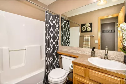 2280 Birdie Way, Milliken, CO 80543 - Photo 29