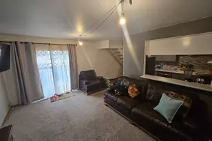 1121 Fairway Club Cir, Estes Park, CO 80517 - Photo 3
