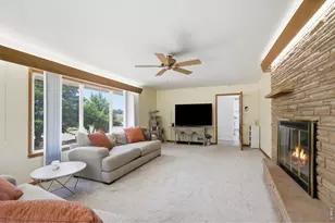 1360 Pine St, Loveland, CO 80537 - Photo 9