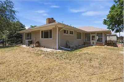 1360 Pine St, Loveland, CO 80537 - Photo 29