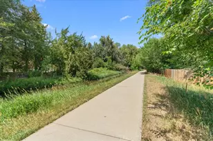 1321 E 5th St, Loveland, CO 80537 - Photo 35