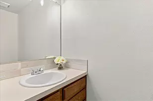 228 E 42nd St, Loveland, CO 80538 - Photo 17