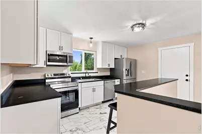 1824 24th Ave Ct, Greeley, CO 80634 - Photo 9