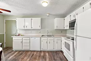 205 21st Ave Ct, Greeley, CO 80631 - Photo 5