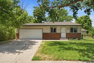 205 21st Ave Ct, Greeley, CO 80631 - Photo 3