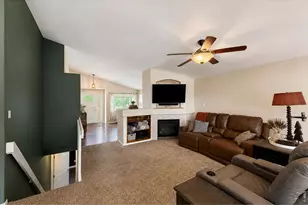 5472 Fox Run Blvd, Longmont, CO 80504 - Photo 9