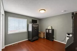 5472 Fox Run Blvd, Longmont, CO 80504 - Photo 23