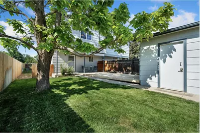 124 Indiana Ave, Berthoud, CO 80513 - Photo 1