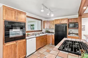 1240 Columbine Ct, Fort Collins, CO 80521 - Photo 7