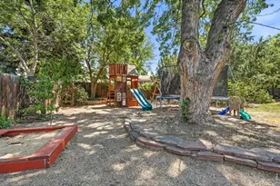 14 Princeton Cir, Longmont, CO 80503 - Photo 7