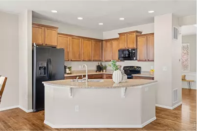 163 N Jamestown Way, Aurora, CO 80018 - Photo 9