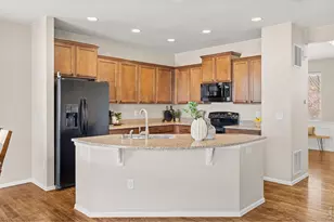 163 N Jamestown Way, Aurora, CO 80018 - Photo 9