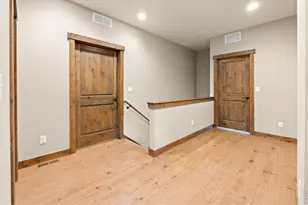 1728 Continental Peaks Cir, Estes Park, CO 80517 - Photo 17