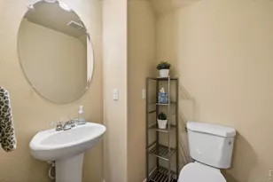 8906 E Nichols Pl, Centennial, CO 80112 - Photo 11