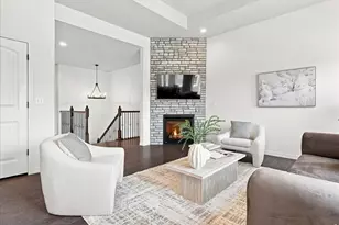 1381 Larimer Ridge Pkwy, Timnath, CO 80547 - Photo 5