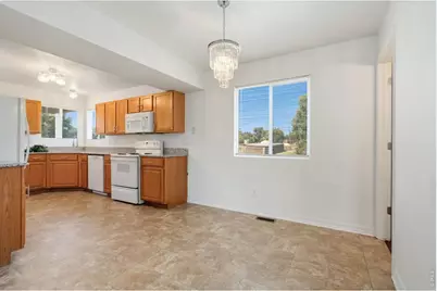 3711 Salida Ct, Evans, CO 80620 - Photo 11