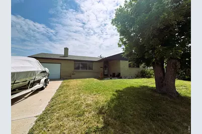 1324 Buchanan St, Sterling, CO 80751 - Photo 3