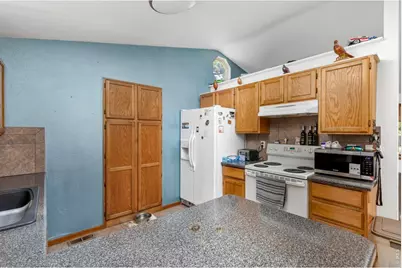 2257 11th St SW, Loveland, CO 80537 - Photo 11