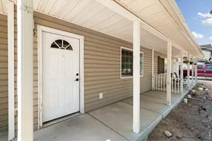 306 Ash Ct, Evans, CO 80620 - Photo 5