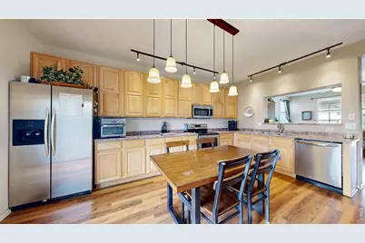 7586 Triangle Dr, Fort Collins, CO 80525 - Photo 5