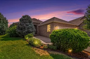 915 Falcon Ridge Ct, Eaton, CO 80615 - Photo 1