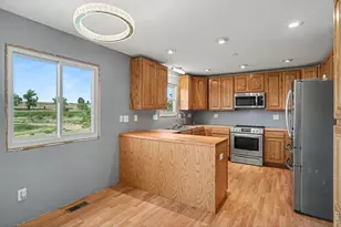 915 Kansas Ave, Berthoud, CO 80513 - Photo 9