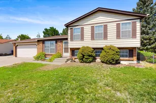 1082 Lilac Ct, Broomfield, CO 80020 - Photo 3