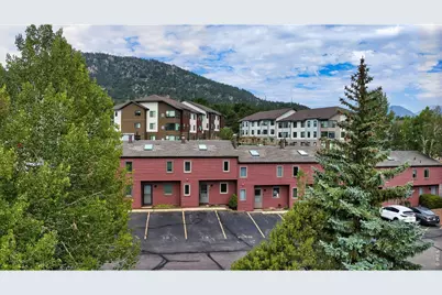 1050 S Saint Vrain Ave #L3, Estes Park, CO 80517 - Photo 5