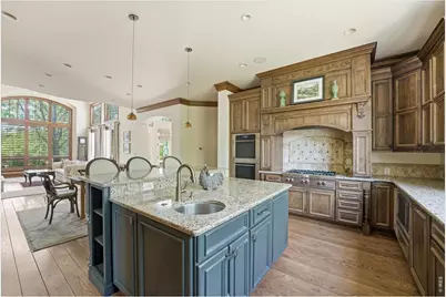 4053 E Iris Ct, Greenwood Village, CO 80121 - Photo 9