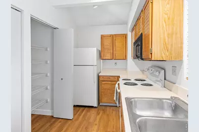 1010 S Saint Vrain Ave #D-2, Estes Park, CO 80517 - Photo 7