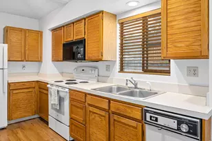 1010 S St Vrain Ave, Estes Park, CO 80517 - Photo 5