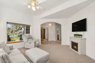 925 Falcon Ridge Ct, Eaton, CO 80615 - Photo 5