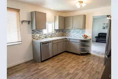 809 Linda St, Fort Morgan, CO 80701 - Photo 3