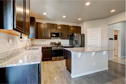 2137 Honeybee Dr, Windsor, CO 80550 - Photo 11